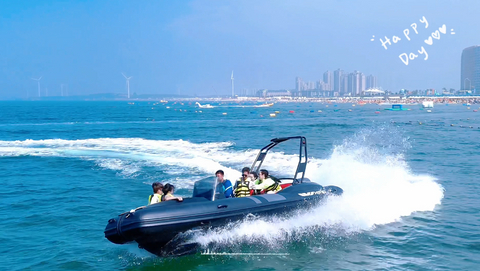 New design 5.8m aluminum rib boat with sundeck and water tank